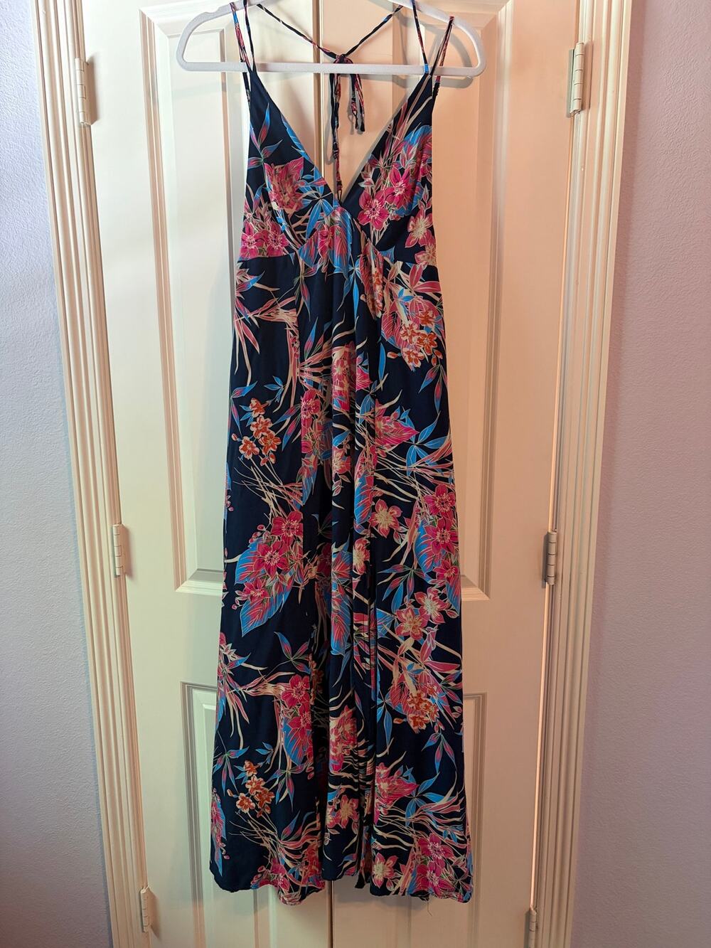 Lulu long flowy dress with slit on side beautiful floral pattern